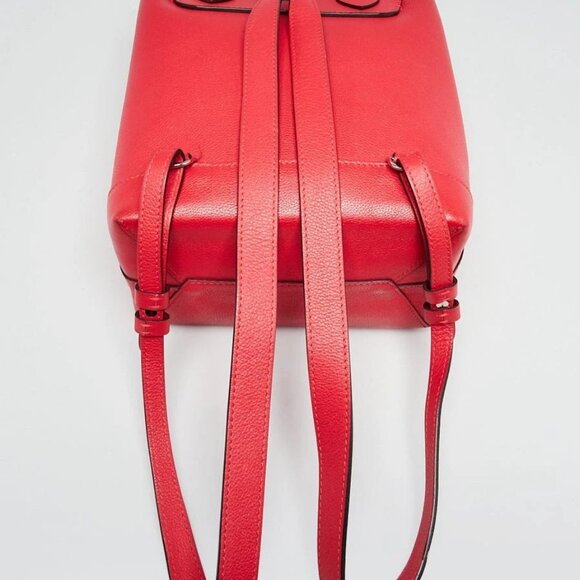 Louis Vuitton Poppy Leather Lockme Backpack - Picture 5 of 12